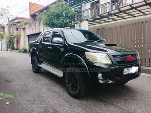 Toyota Hilux 2007 Pickup (Used)