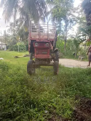 Kubota Kubota 2000 Tractor (Used)