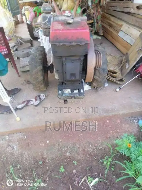 Singer Sifang 1998 Tractor (Used)