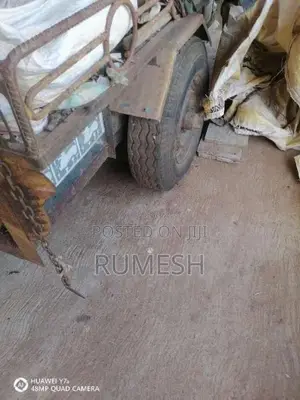 Singer Sifang 1998 Tractor (Used)