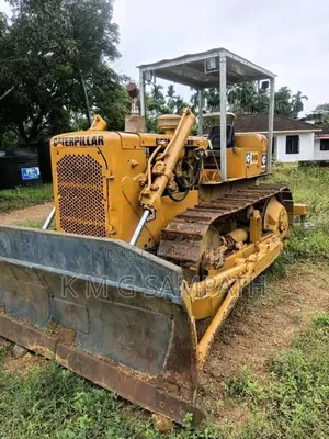 CAT D4D 1990 Heavy-Duty (Used)