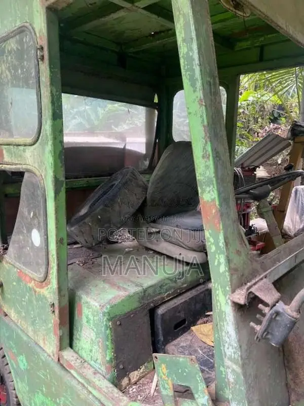 Isuzu Forward 1998 Heavy-Duty (Used)