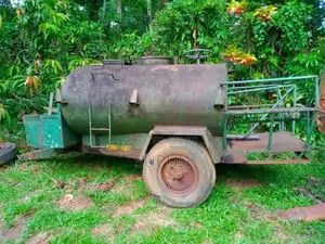 Mahindra Bowser 2008 Tractor (Used)