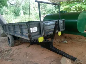 TAFE Trailer 2020 Tractor (Used)