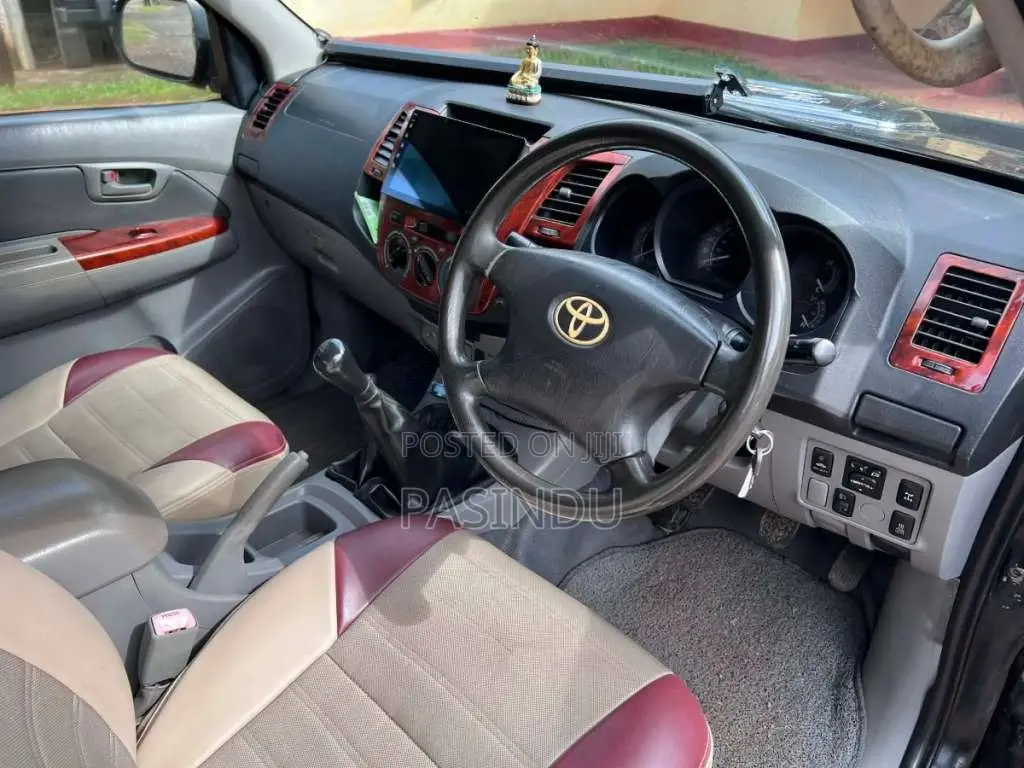 Toyota Hilux 2007 Pickup (Used)