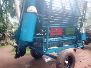 TAFE Harvester 2012 Tractor (Used)
