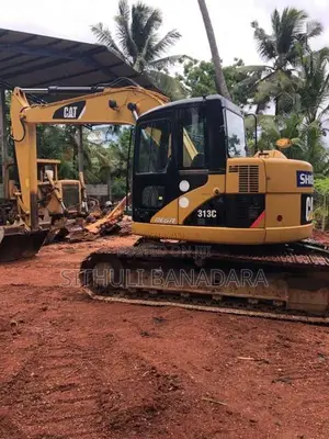 CAT 313 Excavator 2018 Heavy-Duty (Used)