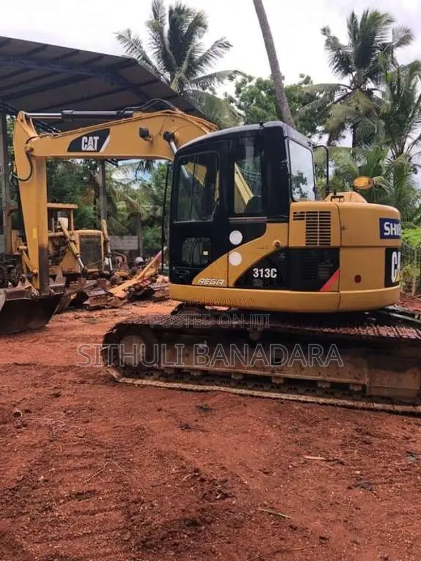 CAT 313 Excavator 2018 Heavy-Duty (Used)