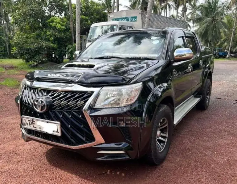 Toyota Hilux Vigo 2007 Pickup (Used)