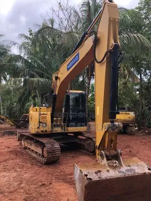 CAT 313 Excavator 2018 Heavy-Duty (Used)