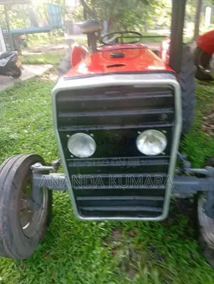 Massey-Ferguson 240 1999 Tractor (Used)