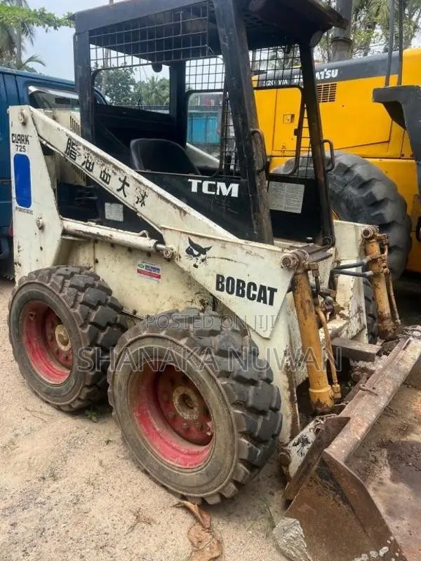 Other Bobcat 725 2000 Heavy-Duty (Used)