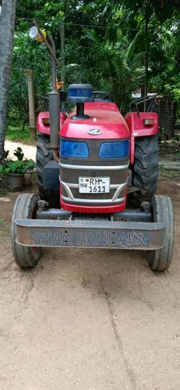 Mahindra Yuvo575 2021 Tractor (Used)