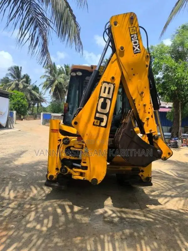 JCB 3DX 2022 Heavy-Duty (Used)