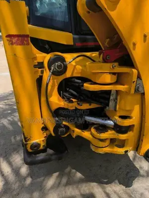 JCB 3DX 2022 Heavy-Duty (Used)