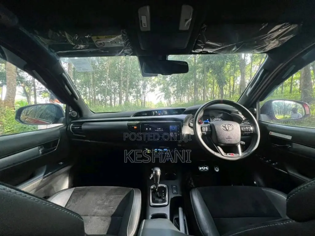 Toyota Hilux Revo 2024 Pickup (Used)