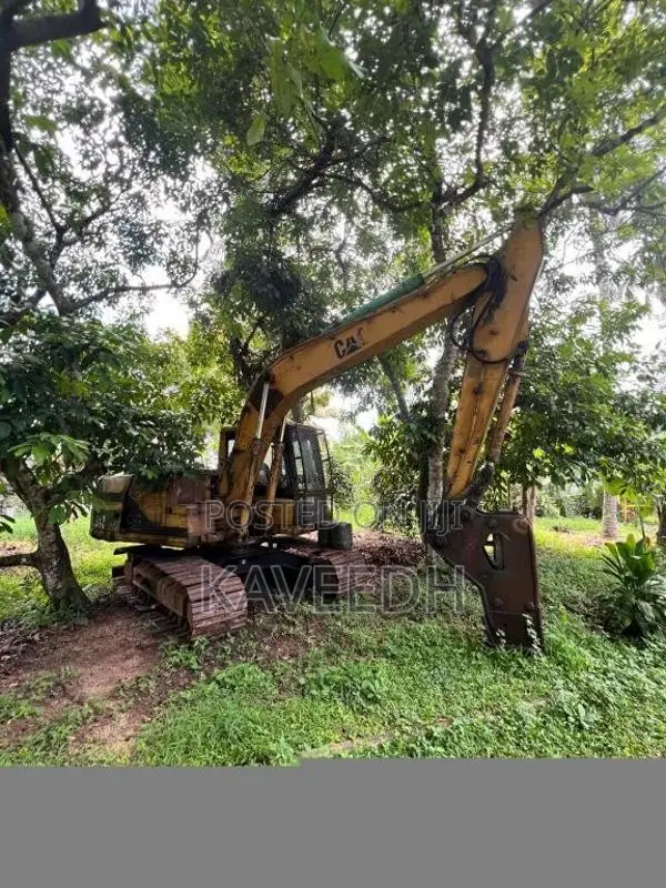 CAT 312 2015 Heavy-Duty (Used)