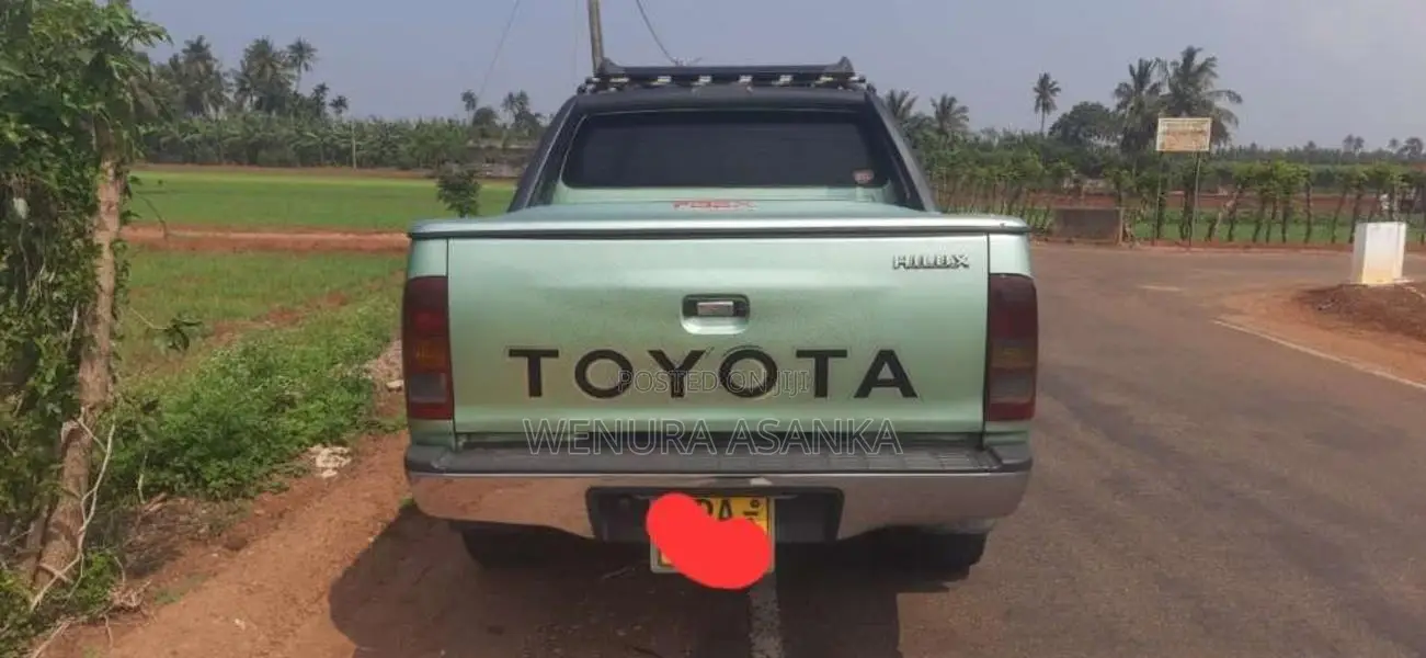 Toyota Hilux 2005 Pickup Unregistered (Recondition)