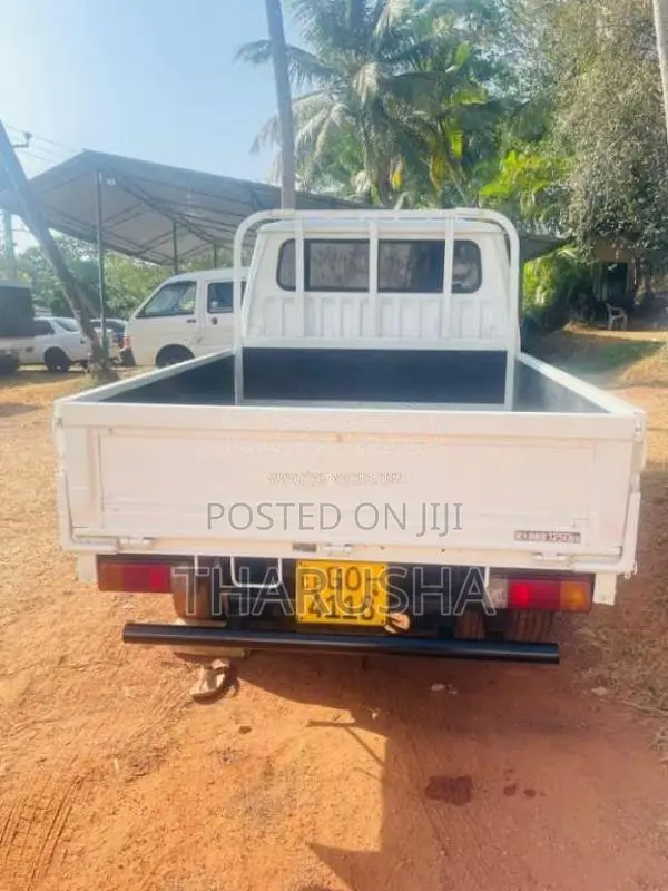 Daihatsu Delica 1997 Crew Cab (Used)
