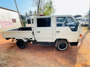 Daihatsu Delica 1997 Crew Cab (Used)