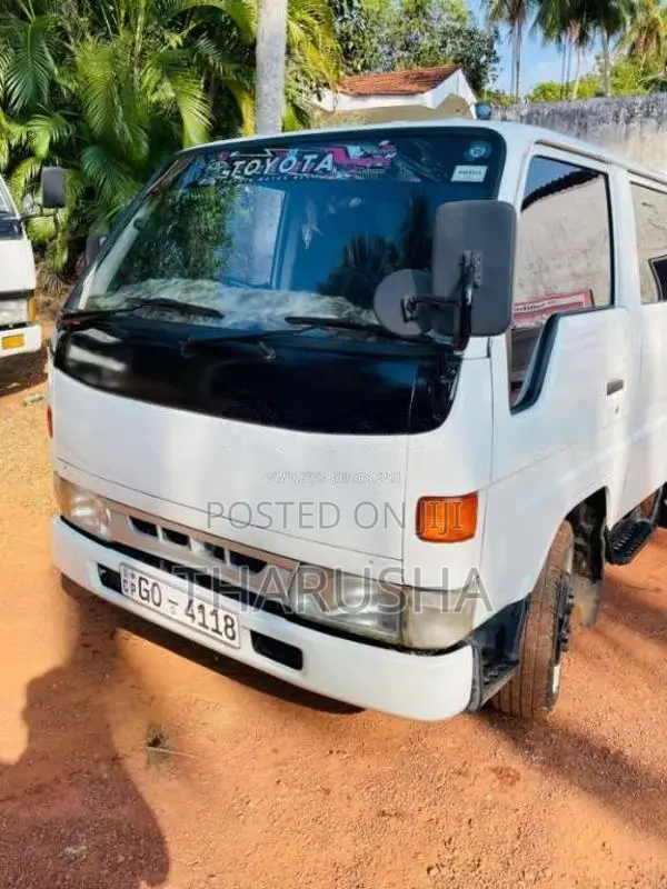 Daihatsu Delica 1997 Crew Cab (Used)