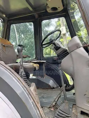 JCB Case 851 Backhoe Loader 2012 Heavy-Duty (Used)