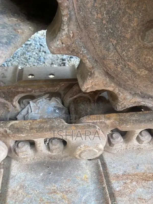 CAT 120 1998 Heavy-Duty (Used)