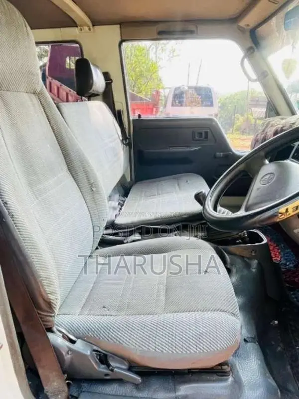 Daihatsu Delica 1997 Crew Cab (Used)