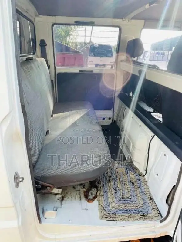 Daihatsu Delica 1997 Crew Cab (Used)