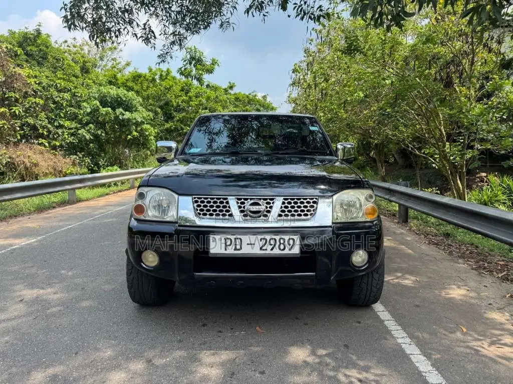 Nissan D22 2012 Pickup (Used)
