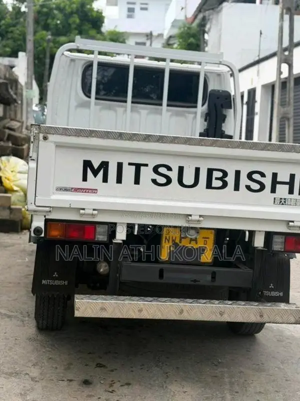 Mitsubishi Canter 2006 Crew Cab (Used)