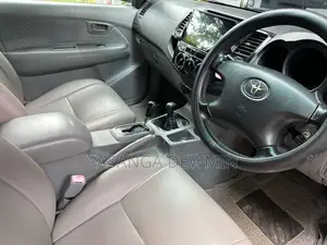Toyota Hilux 2008 Pickup (Used)
