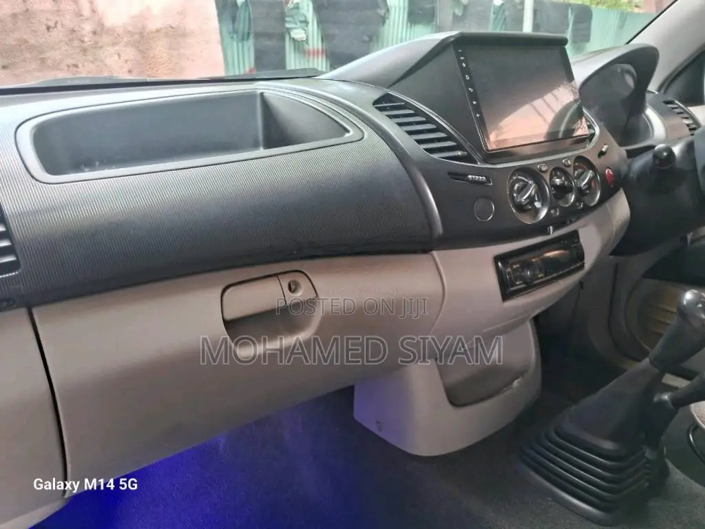 Mitsubishi L200 2008 Pickup (Used)