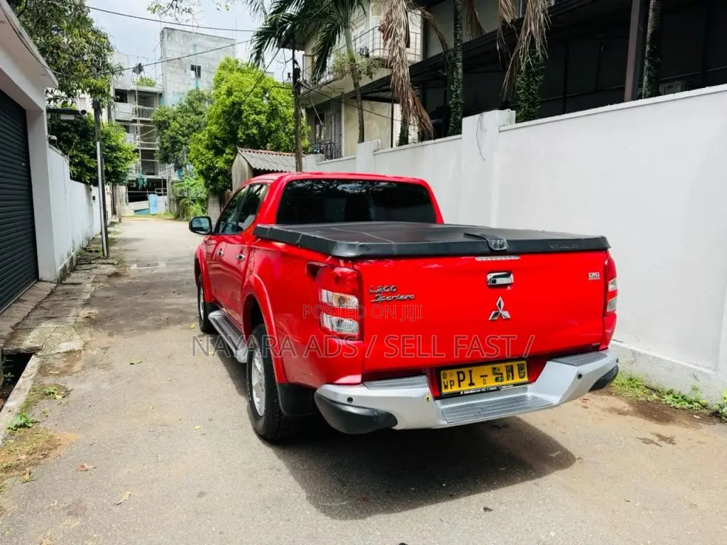 Mitsubishi L200 2017 Pickup (Used)