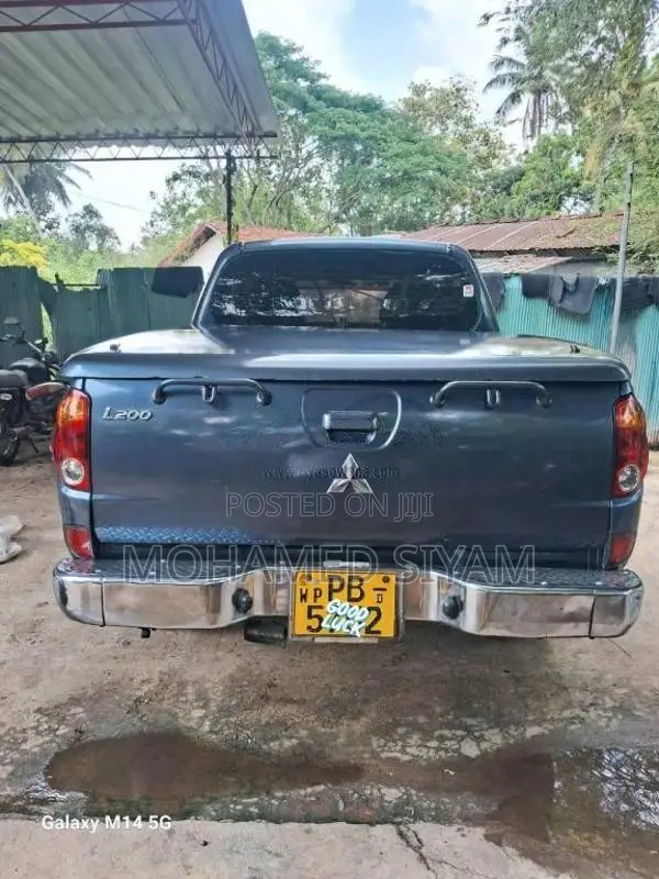 Mitsubishi L200 2008 Pickup (Used)