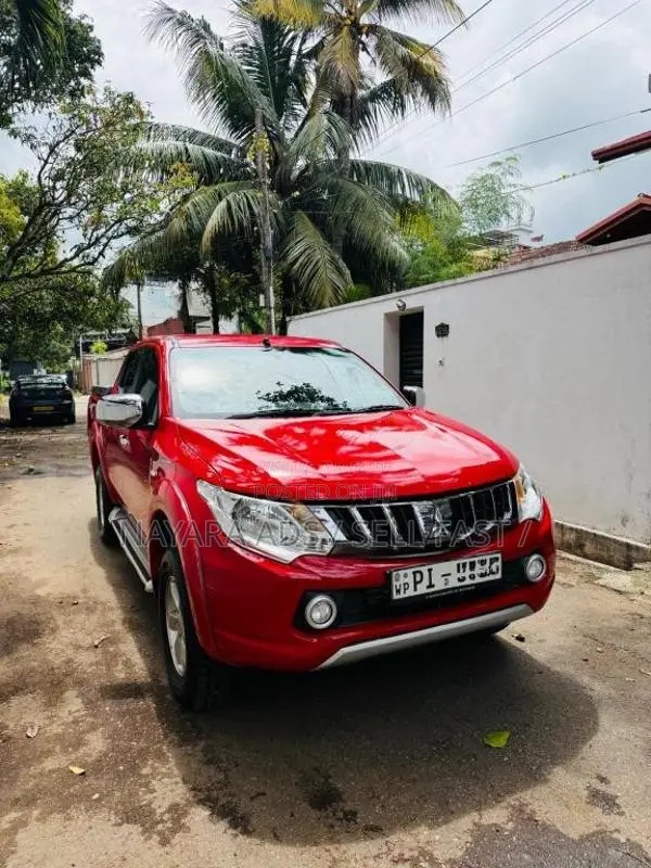 Mitsubishi L200 2017 Pickup (Used)