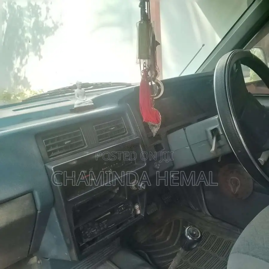 Nissan D21 1991 Pickup (Used)