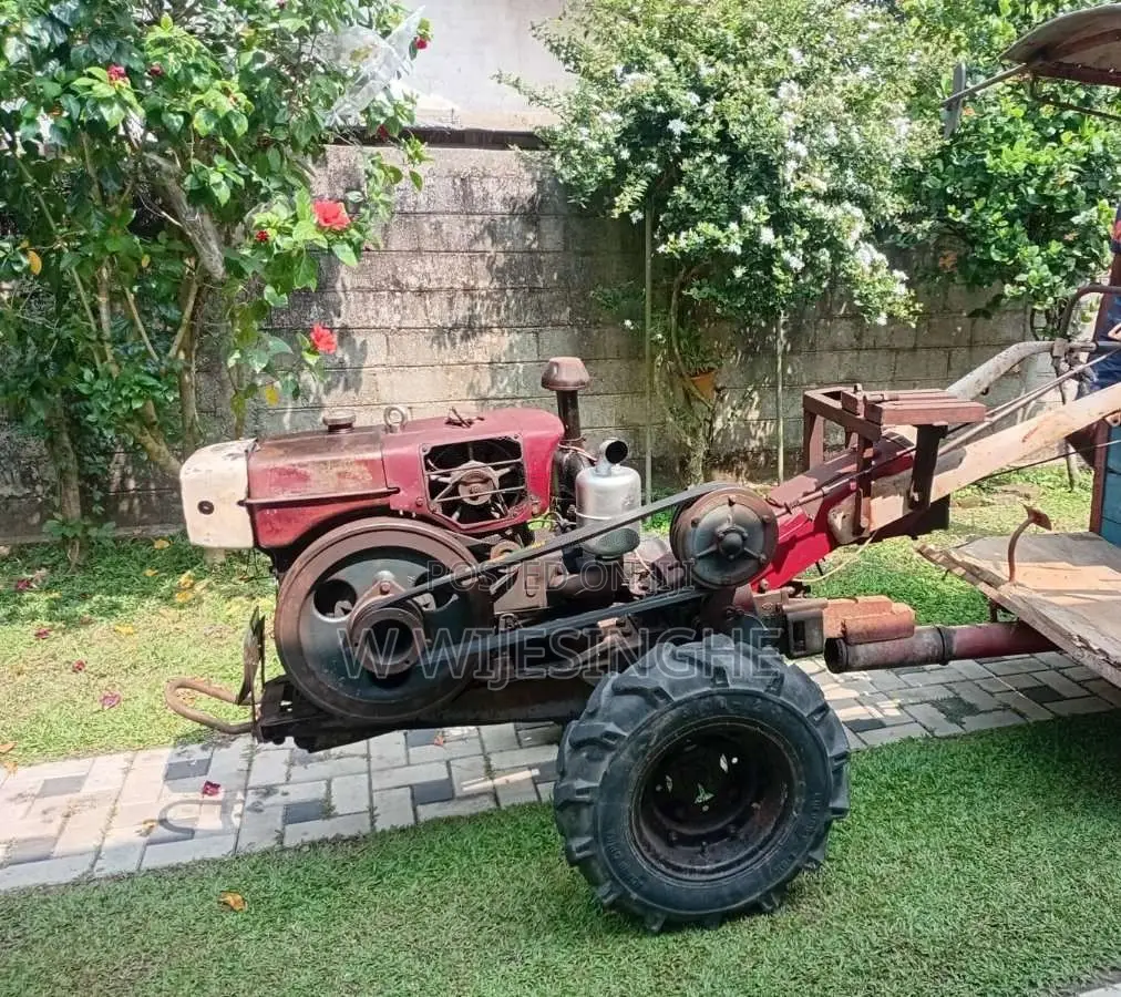 Other Agrimet Land Master 2000 Tractor (Used)
