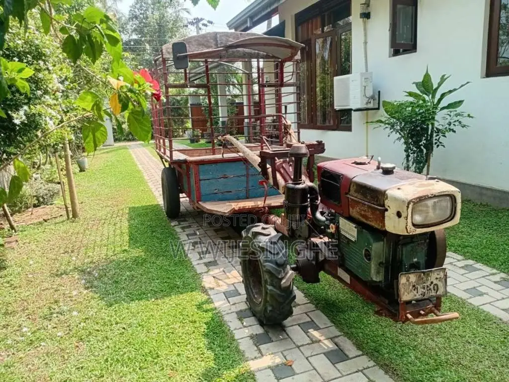 Other Agrimet Land Master 2000 Tractor (Used)