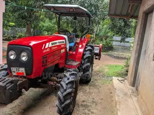 Massey-Ferguson 1552 2018 Tractor (Used)
