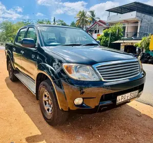 Toyota Hilux 2006 Pickup (Used)