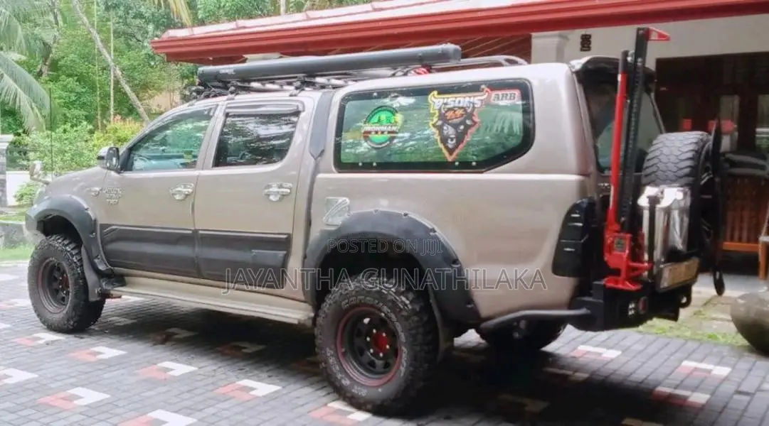 Toyota Hilux Vigo 2007 Pickup (Used)