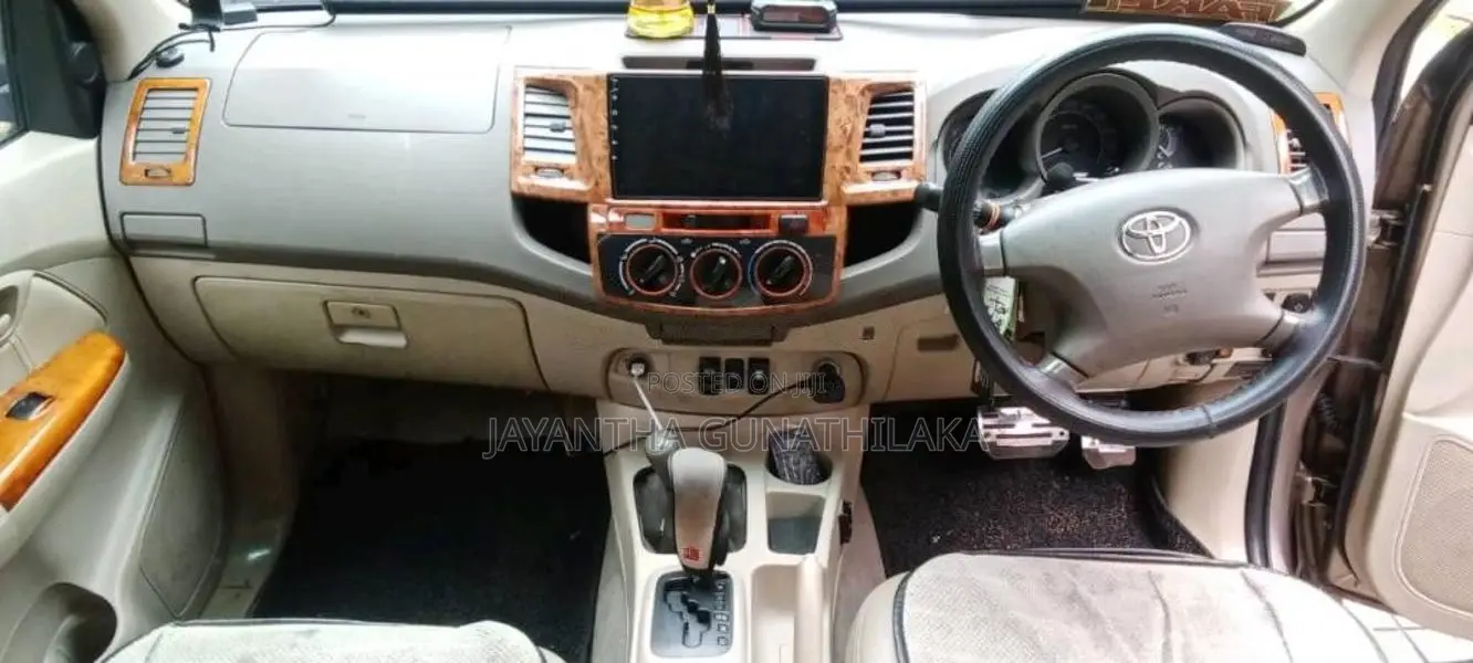 Toyota Hilux Vigo 2007 Pickup (Used)