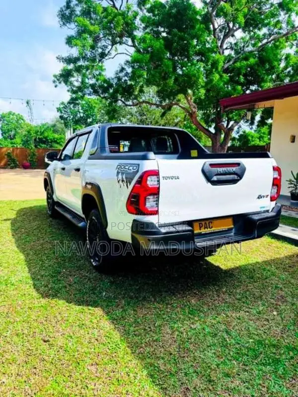 Toyota Hilux 2025 Pickup (Used)