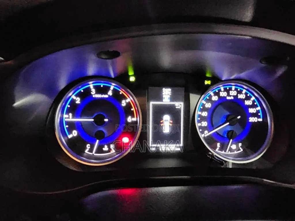 Toyota Hilux Revo 2016 Pickup (Used)
