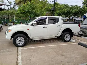 Mitsubishi L200 2008 Pickup (Used)
