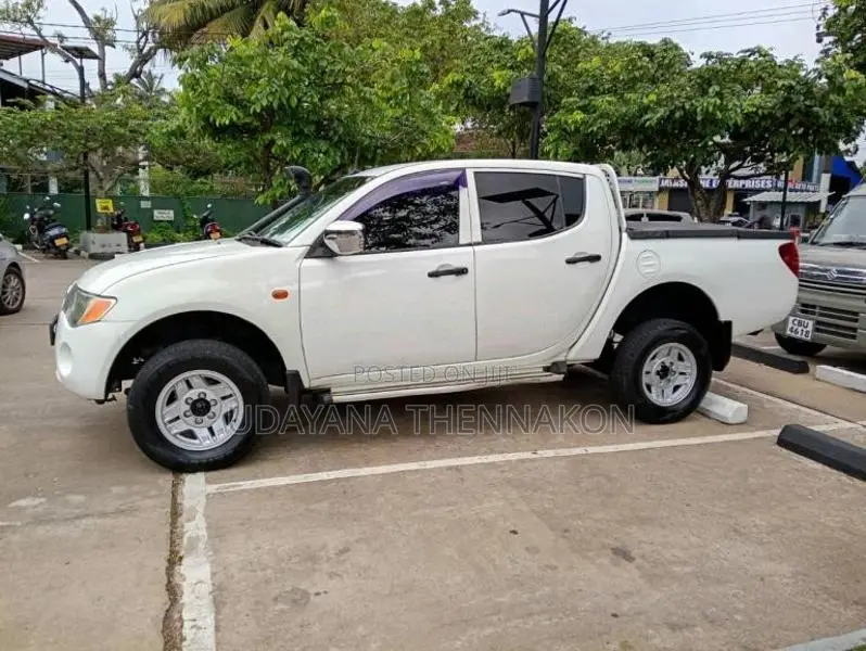 Mitsubishi L200 2008 Pickup (Used)