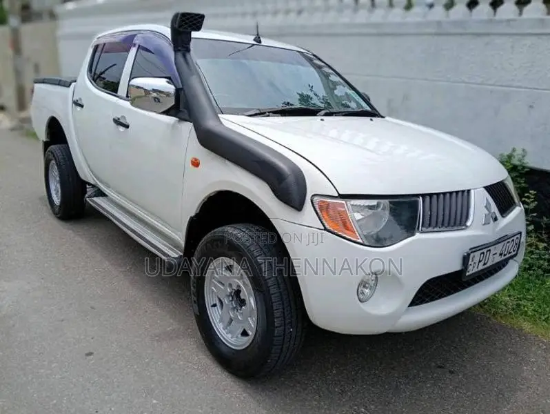 Mitsubishi L200 2008 Pickup (Used)