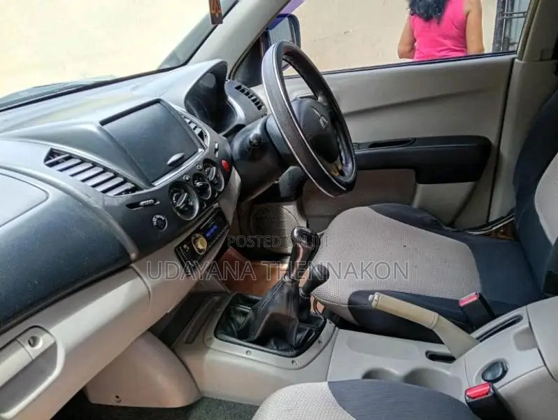 Mitsubishi L200 2008 Pickup (Used)