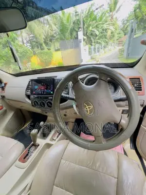 Toyota Hilux 2005 Pickup (Used)